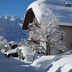 Hoell Russbach am Pass Gschütt
