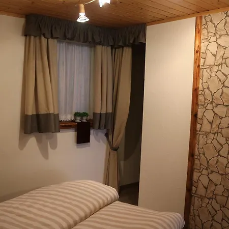 Apartmán Hoell Russbach am Pass Gschütt